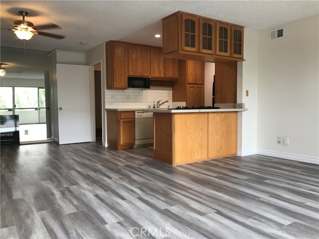 1600 Ardmore Avenue, Hermosa Beach, California 90254, 2 Bedrooms Bedrooms, ,2 BathroomsBathrooms,Residential,Sold,Ardmore,SB17189996