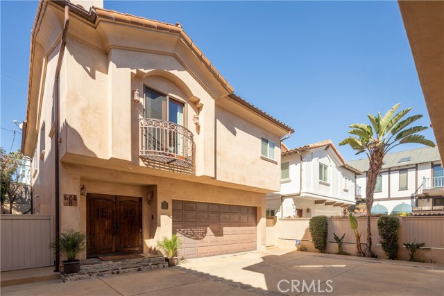 621 Broadway, Redondo Beach, California 90277, 4 Bedrooms Bedrooms, ,2 BathroomsBathrooms,Residential,Sold,Broadway,SB21036343