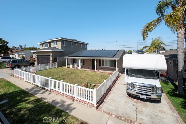 2511 184th Street, Redondo Beach, California 90278, 4 Bedrooms Bedrooms, ,3 BathroomsBathrooms,Residential,Sold,184th,SB21054988