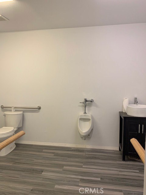 Lake, 92325, ,Commercial,For Sale,Lake,EV20211590