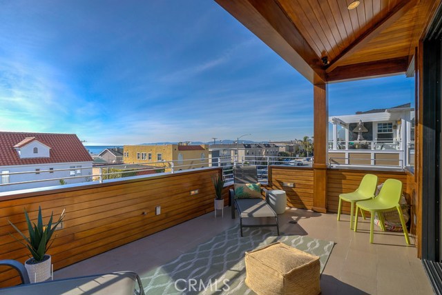 1504 Monterey, Hermosa Beach, California 90254, 3 Bedrooms Bedrooms, ,3 BathroomsBathrooms,Residential,Sold,Monterey,SB18059436