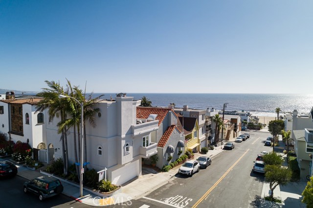 421 Highland Avenue, Manhattan Beach, California 90266, 3 Bedrooms Bedrooms, ,3 BathroomsBathrooms,Residential,Sold,Highland,SB20082553