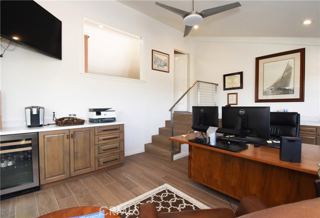 32 Harbor Sight Drive, Rolling Hills Estates, California 90274, 6 Bedrooms Bedrooms, ,2 BathroomsBathrooms,Residential,Sold,Harbor Sight,PV20212082