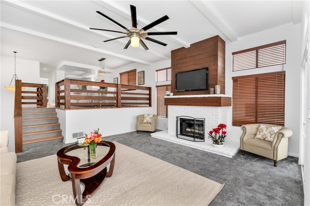 1245 8th Street, Hermosa Beach, California 90254, 3 Bedrooms Bedrooms, ,2 BathroomsBathrooms,Residential,Sold,8th,SB20102042