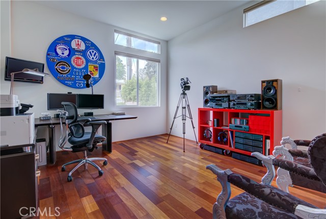 2700 Vanderbilt Lane, Redondo Beach, California 90278, 4 Bedrooms Bedrooms, ,2 BathroomsBathrooms,Residential,Sold,Vanderbilt,SB21081280