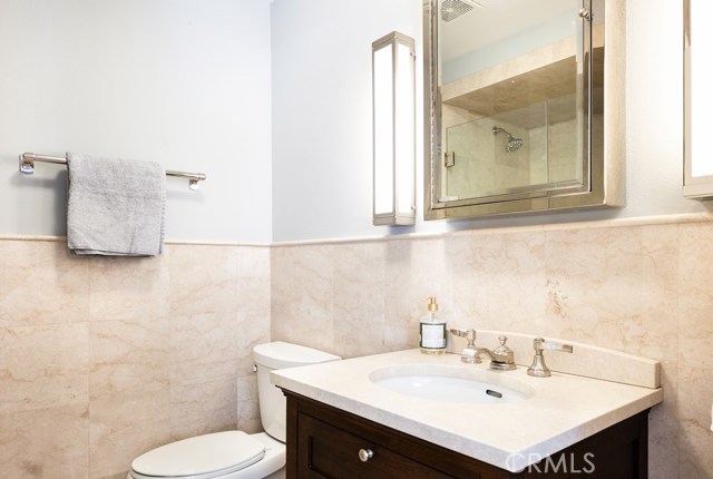 606 Guadalupe Avenue, Redondo Beach, California 90277, 2 Bedrooms Bedrooms, ,Residential,Sold,Guadalupe,PV18085371