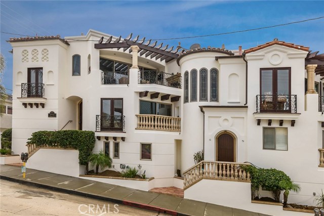 2934 Hermosa Avenue, Hermosa Beach, California 90254, 3 Bedrooms Bedrooms, ,3 BathroomsBathrooms,Residential,Sold,Hermosa,SB18080903