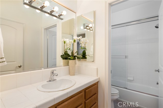 1461 12th Street, Manhattan Beach, California 90266, 3 Bedrooms Bedrooms, ,2 BathroomsBathrooms,Residential,Sold,12th,SB17108365