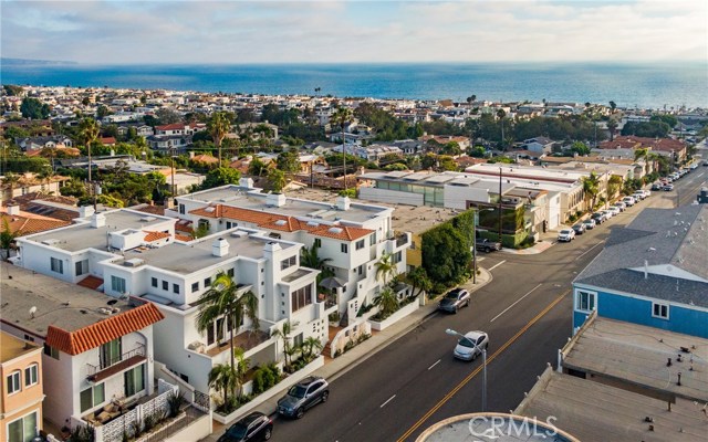 716 Manhattan Beach Blvd., Manhattan Beach, California 90266, 3 Bedrooms Bedrooms, ,2 BathroomsBathrooms,Residential,Sold,Manhattan Beach Blvd.,SB19196349