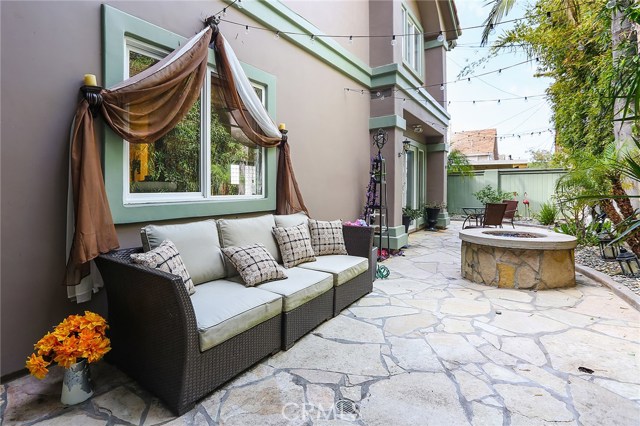 2419 Gates Avenue, Redondo Beach, California 90278, 4 Bedrooms Bedrooms, ,2 BathroomsBathrooms,Residential,Sold,Gates,SB19074222