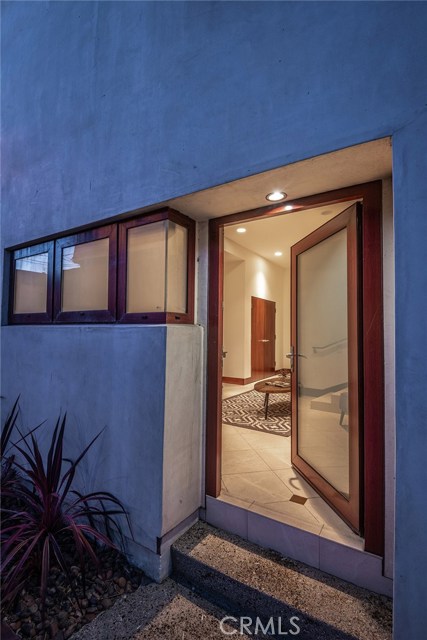 Entrance to guest quarters