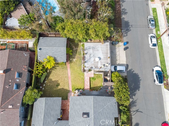 2965 La Carlita Street, Hermosa Beach, California 90254, 3 Bedrooms Bedrooms, ,2 BathroomsBathrooms,Residential,Sold,La Carlita,SB20207353