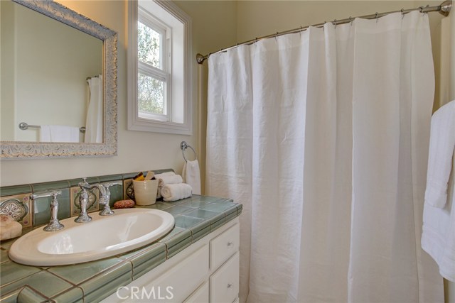 1144 9th Street, Hermosa Beach, California 90254, 5 Bedrooms Bedrooms, ,4 BathroomsBathrooms,Residential,Sold,9th,SB19216948