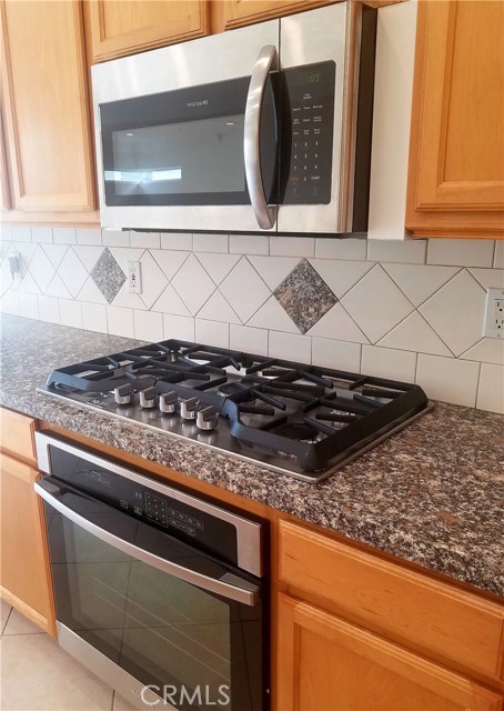 313 Anita Street, Redondo Beach, California 90278, 4 Bedrooms Bedrooms, ,3 BathroomsBathrooms,Residential,Sold,Anita,SB17216803