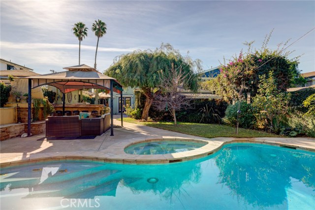1019 Avenue B, Redondo Beach, California 90277, 4 Bedrooms Bedrooms, ,2 BathroomsBathrooms,Residential,Sold,Avenue B,PV20263391