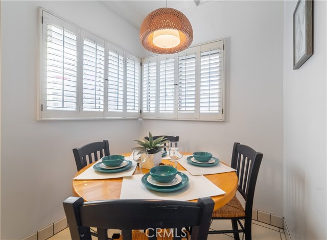 500 Rosecrans Avenue, Manhattan Beach, California 90266, 2 Bedrooms Bedrooms, ,1 BathroomBathrooms,Residential,Sold,Rosecrans,SB21003064