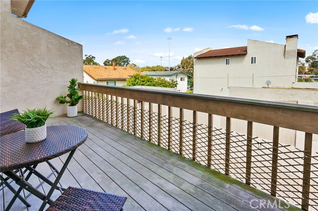 239 Juanita Avenue, Redondo Beach, California 90277, 2 Bedrooms Bedrooms, ,2 BathroomsBathrooms,Residential,Sold,Juanita,RS20073580