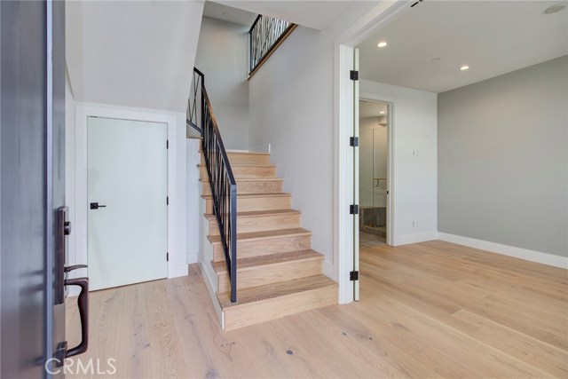 2004 Grant Avenue, Redondo Beach, California 90278, 4 Bedrooms Bedrooms, ,5 BathroomsBathrooms,Residential,Sold,Grant,PV19040673