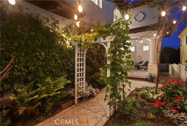 700 Avenue C, Redondo Beach, California 90277, 5 Bedrooms Bedrooms, ,5 BathroomsBathrooms,Residential,Sold,Avenue C,SB19123719