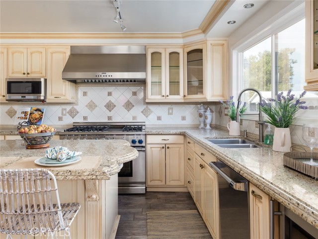 1955 Peninsula Verde Drive, Rancho Palos Verdes, California 90275, 3 Bedrooms Bedrooms, ,3 BathroomsBathrooms,Residential,Sold,Peninsula Verde,PV21136596