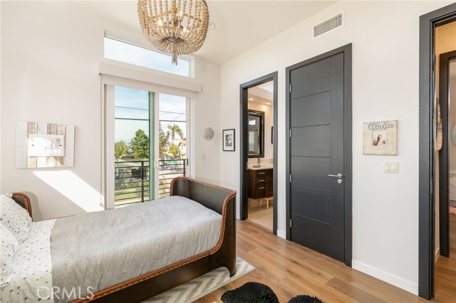 1810 Harriman Lane, Redondo Beach, California 90278, 4 Bedrooms Bedrooms, ,3 BathroomsBathrooms,Residential,Sold,Harriman,SB19073993
