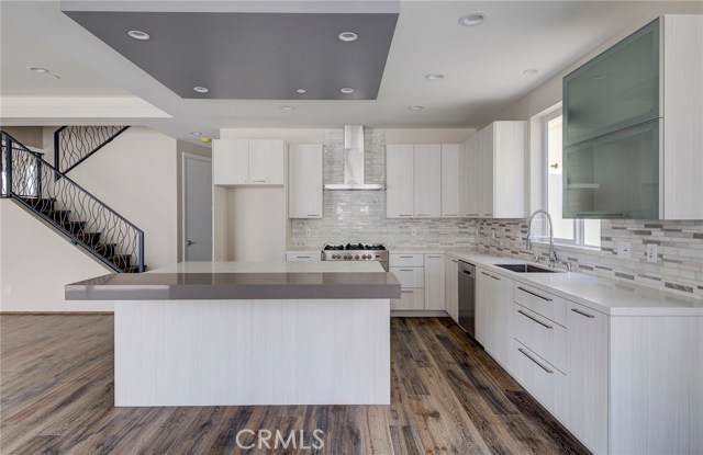 2207 Gates Avenue, Redondo Beach, California 90278, 4 Bedrooms Bedrooms, ,3 BathroomsBathrooms,Residential,Sold,Gates,PV18093744