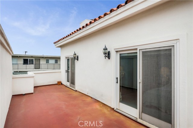 214 Avenue H, Redondo Beach, California 90277, 3 Bedrooms Bedrooms, ,2 BathroomsBathrooms,Residential,Sold,Avenue H,SB17200992