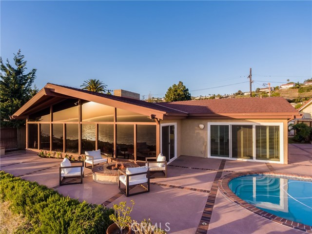 30623 Rue De La Pierre, Rancho Palos Verdes, California 90275, 4 Bedrooms Bedrooms, ,2 BathroomsBathrooms,Residential,Sold,Rue De La Pierre,PV18092164