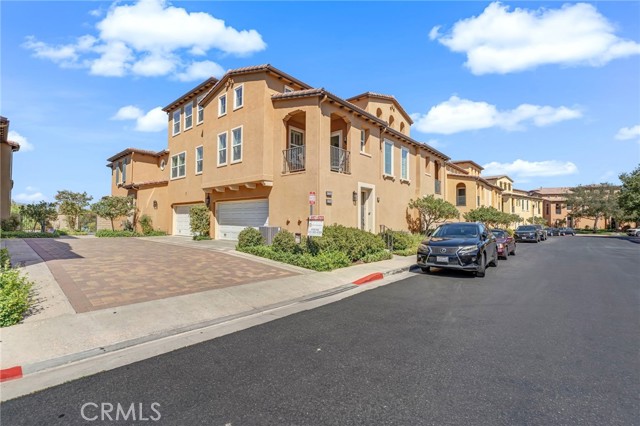 feature listing property photo