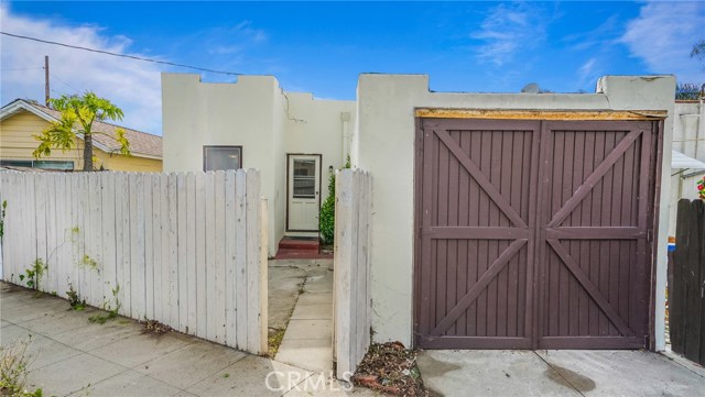 524 Broadway, Redondo Beach, California 90277, 2 Bedrooms Bedrooms, ,1 BathroomBathrooms,Residential,Sold,Broadway,RS18102372