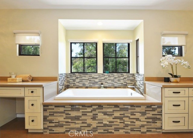 12 Casaba Road, Rolling Hills Estates, California 90274, 5 Bedrooms Bedrooms, ,4 BathroomsBathrooms,Residential,Sold,Casaba,PV18242609