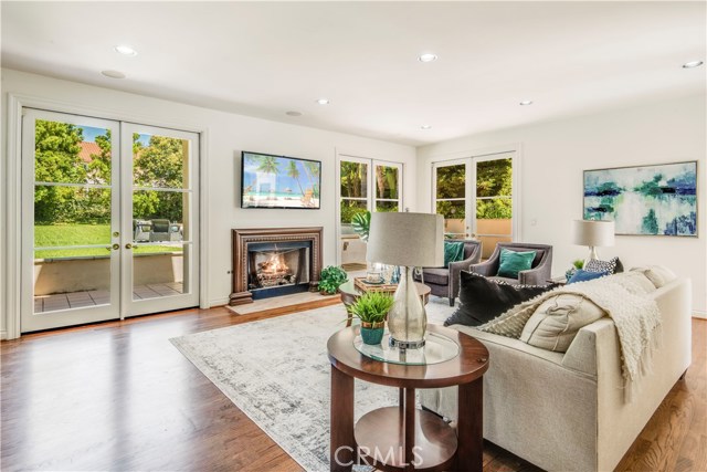 Large family room looking out to the backyard