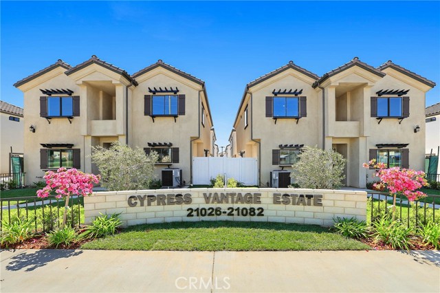 Detail Gallery Image 1 of 1 For 21038 E Cypress St, Covina,  CA 91724 - 3 Beds | 2/1 Baths