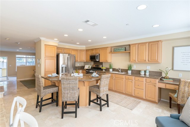 317 Garnet Street, Redondo Beach, California 90277, 4 Bedrooms Bedrooms, ,2 BathroomsBathrooms,Residential,Sold,Garnet,SB20020819