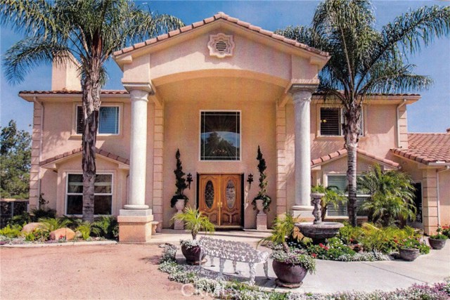 Photo of 36735 Avenida Verde, Temecula, CA 92592