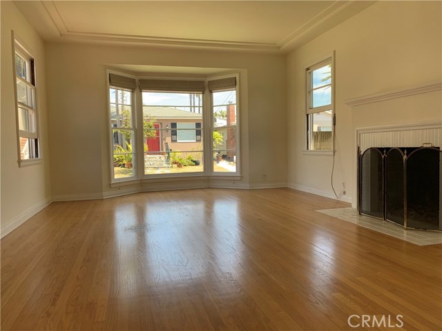 1539 Bonnie Brae Street, Hermosa Beach, California 90254, 3 Bedrooms Bedrooms, ,2 BathroomsBathrooms,Residential,Sold,Bonnie Brae,SB19182302
