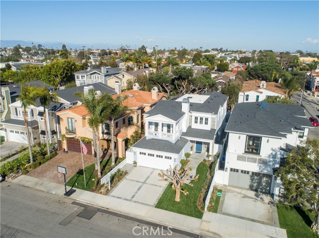 1904 Palm Avenue, Manhattan Beach, California 90266, 5 Bedrooms Bedrooms, ,4 BathroomsBathrooms,Residential,Sold,Palm,SB18071384