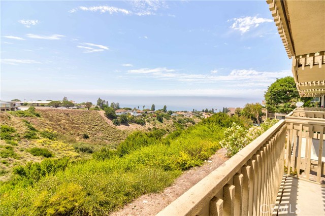 6526 Ocean Crest Drive, Rancho Palos Verdes, California 90275, 2 Bedrooms Bedrooms, ,2 BathroomsBathrooms,Residential,Sold,Ocean Crest,SB19189925