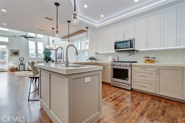 1730 Steinhart Avenue, Redondo Beach, California 90278, 4 Bedrooms Bedrooms, ,3 BathroomsBathrooms,Residential,Sold,Steinhart,SB18227976 1730 Steinhart Avenue, Redondo Beach, California 90278, 4 Bedrooms Bedrooms, ,3 BathroomsBathrooms,Residential,Sold,Steinhart,SB18227976