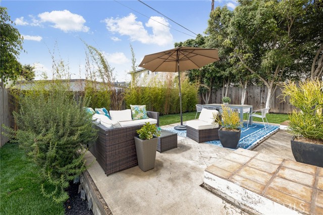 315 Maria Avenue, Redondo Beach, California 90277, 3 Bedrooms Bedrooms, ,2 BathroomsBathrooms,Residential,Sold,Maria,SB21146814