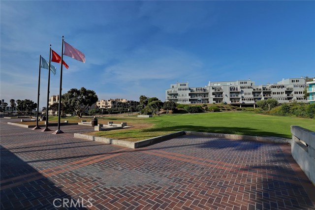 250 The Village, Redondo Beach, California 90277, ,1 BathroomBathrooms,Residential,Sold,The Village,SB18192453