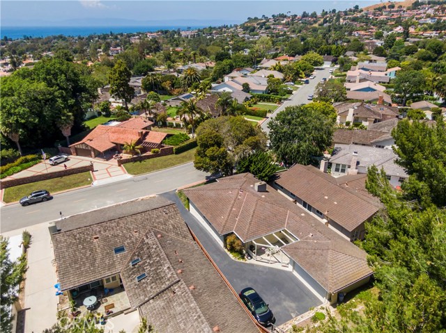 2896 Via De La Guerra, Palos Verdes Estates, California 90274, 3 Bedrooms Bedrooms, ,2 BathroomsBathrooms,Residential,Sold,Via De La Guerra,SB19130301