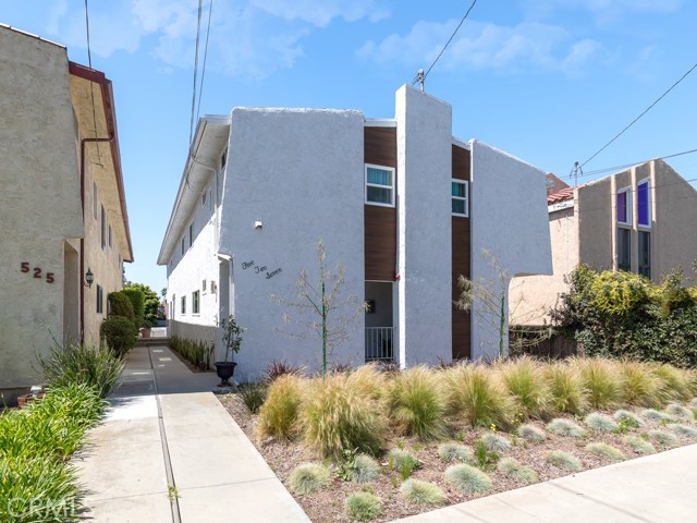 527 Juanita Avenue, Redondo Beach, California 90277, ,Residential Income,Sold,Juanita,SB17234058