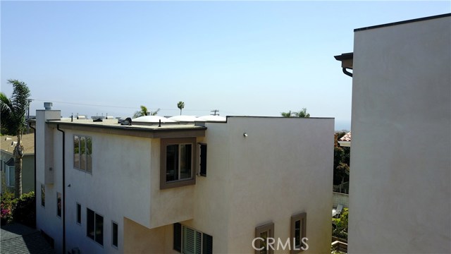 1022 17th Street, Hermosa Beach, California 90254, ,Residential Income,Sold,17th,SB20135816