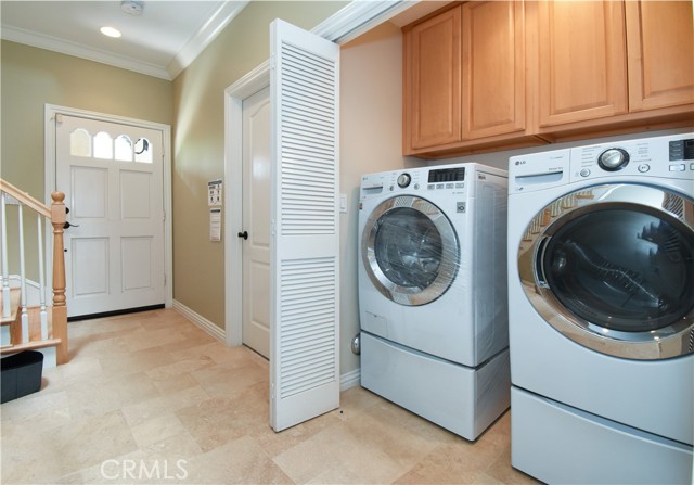 2607 Grant Avenue, Redondo Beach, California 90278, 4 Bedrooms Bedrooms, ,2 BathroomsBathrooms,Residential,Sold,Grant,SB21016292