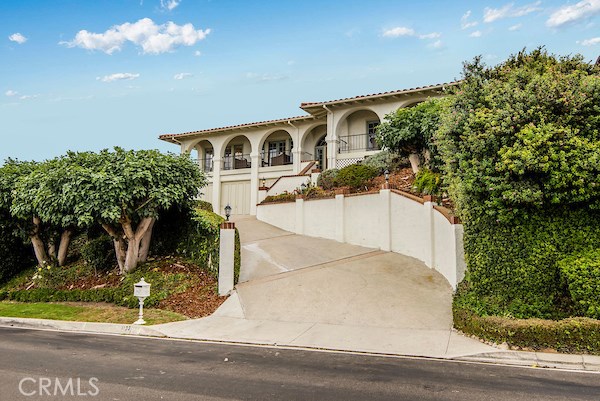 1133 Via Zumaya, Palos Verdes Estates, California 90274, 4 Bedrooms Bedrooms, ,3 BathroomsBathrooms,Residential,Sold,Via Zumaya,PV18215486