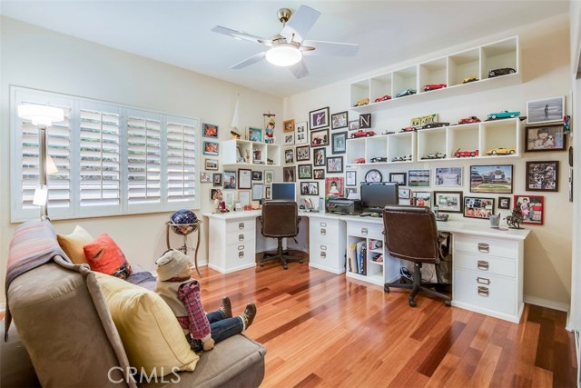 702 Juanita Avenue, Redondo Beach, California 90277, 4 Bedrooms Bedrooms, ,3 BathroomsBathrooms,Residential,Sold,Juanita,PV17180405