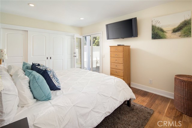 511 2nd Street, Hermosa Beach, California 90254, 3 Bedrooms Bedrooms, ,1 BathroomBathrooms,Residential,Sold,2nd,SB18098379