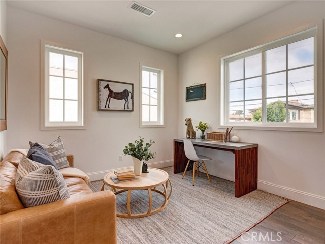 2420 Huntington Lane, Redondo Beach, California 90278, 4 Bedrooms Bedrooms, ,3 BathroomsBathrooms,Residential,Sold,Huntington,PW20101763