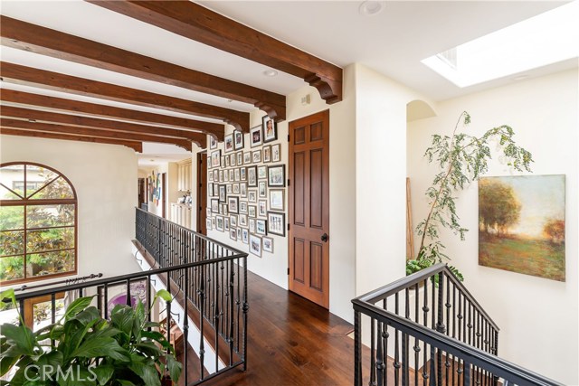 720 33rd Street, Manhattan Beach, California 90266, 5 Bedrooms Bedrooms, ,3 BathroomsBathrooms,Residential,Sold,33rd,SB19184166